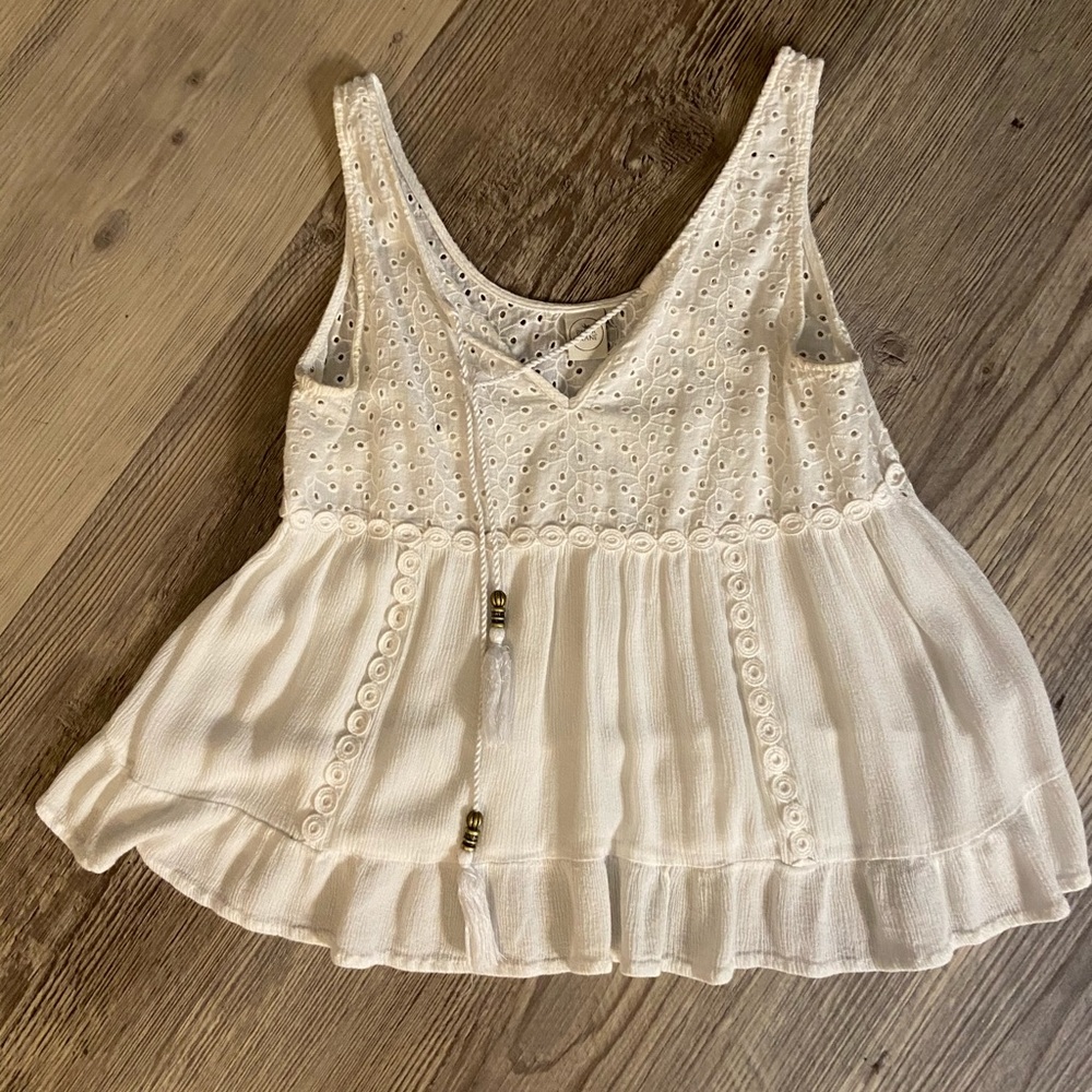 White tank